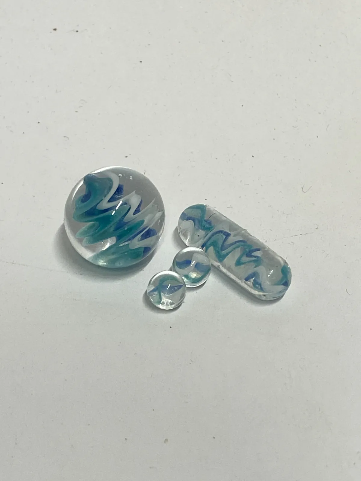 Handmade Borosilicate "Ocean Wave" Wig Wag Pattern Glass Marble & Pillar Collectible Set (Valve-Style Marble, Pillar, Pearls) - Image 9