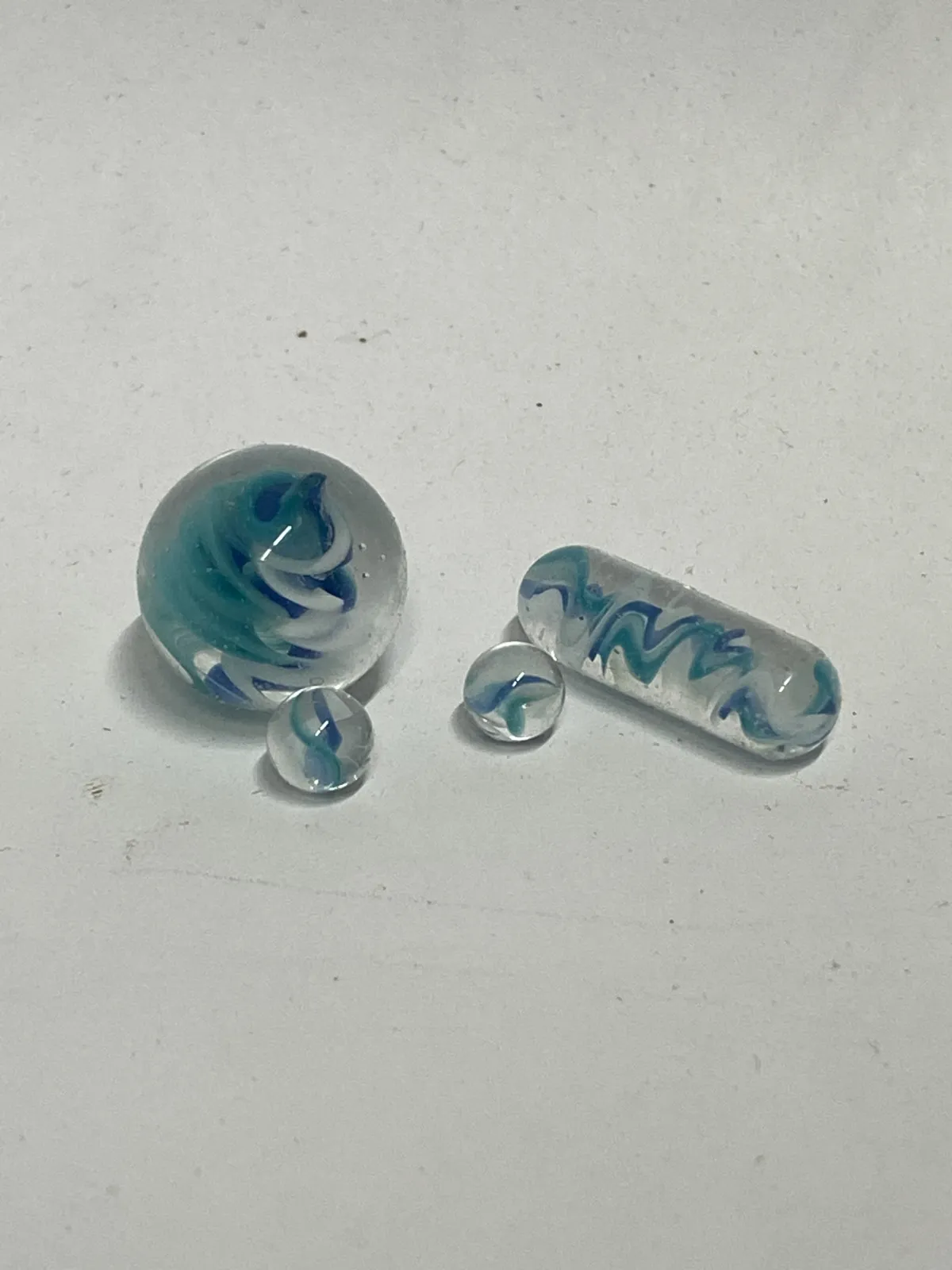 Handmade Borosilicate "Ocean Wave" Wig Wag Pattern Glass Marble & Pillar Collectible Set (Valve-Style Marble, Pillar, Pearls) - Image 11